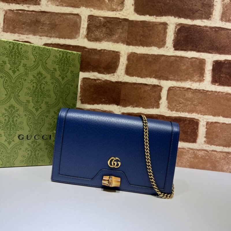 GUCCI古驰Diana竹节迷你手袋696817