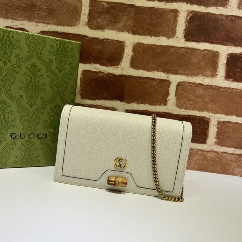 GUCCI古驰Diana竹节迷你手袋696817
