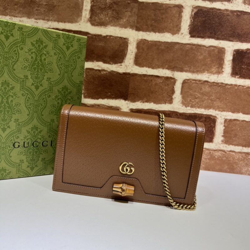 GUCCI古驰Diana竹节迷你手袋696817