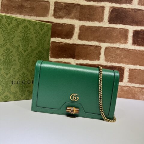 GUCCI古驰Diana竹节迷你手袋696817