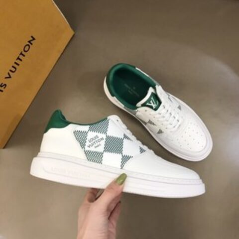 LV/路易威登   棋盘格印花头层牛皮制作男士经典休闲运动鞋