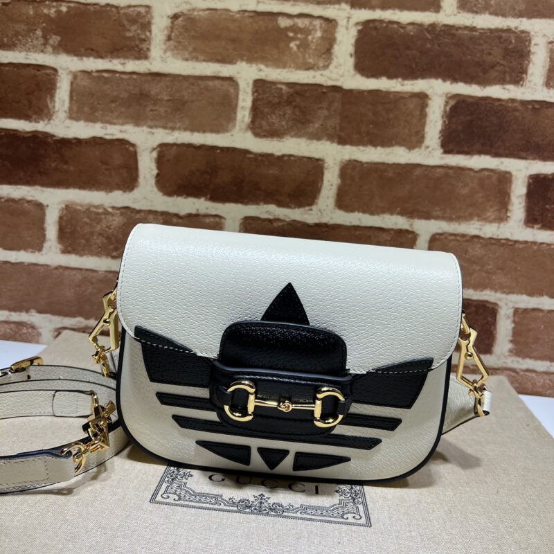 GUCCI古驰adidas x Gucci Horsebit 1955系列迷你手袋658574