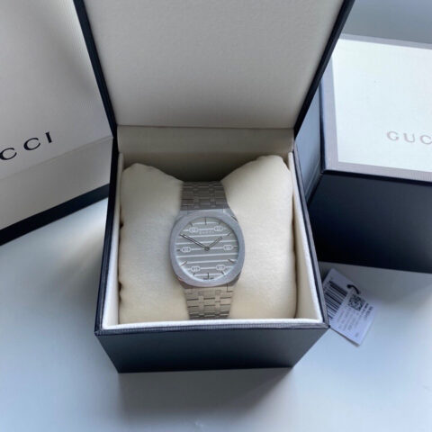 GUCCI 古驰25H系列腕表型号YA163407