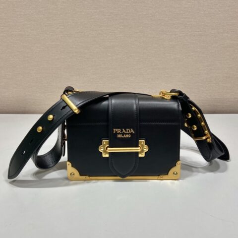 PRADA普拉达进口小牛皮十字纹肩背包1BD045