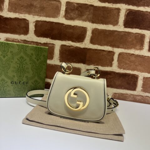 GUCCI古驰Blondie系列饰肩带钱包698635
