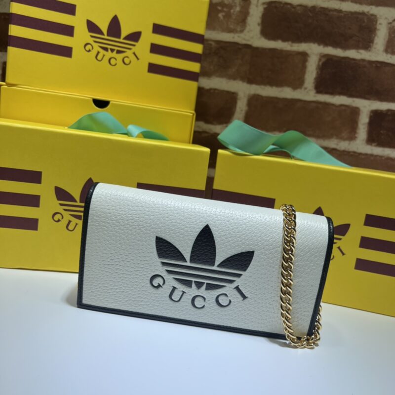 GUCCI古驰adidas x Gucci联名系列饰链带钱包621892