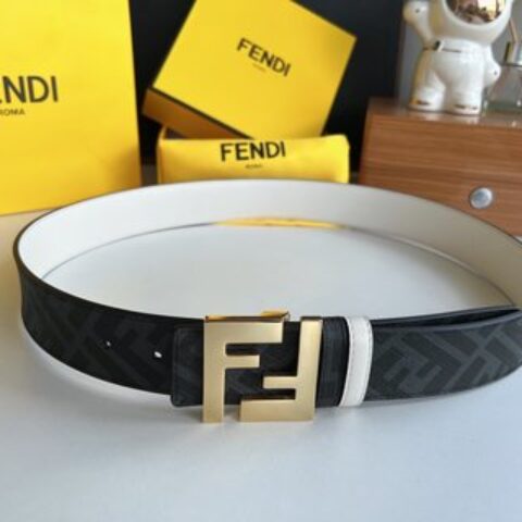 FENDI芬迪 双层负离子金属扣印花面料牛皮底内衬4.0cm宽度