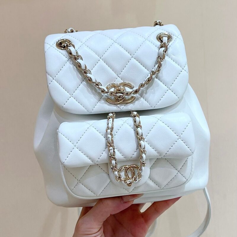 CHANEL 22A 高级手工坊系列双肩包 AS2908白色
