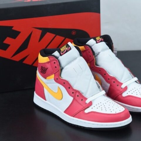 Air Jordan 1 Retro Hi OG " Light Fusion Red " AJ1乔1 白黄粉 高帮文化篮球鞋 555088-603