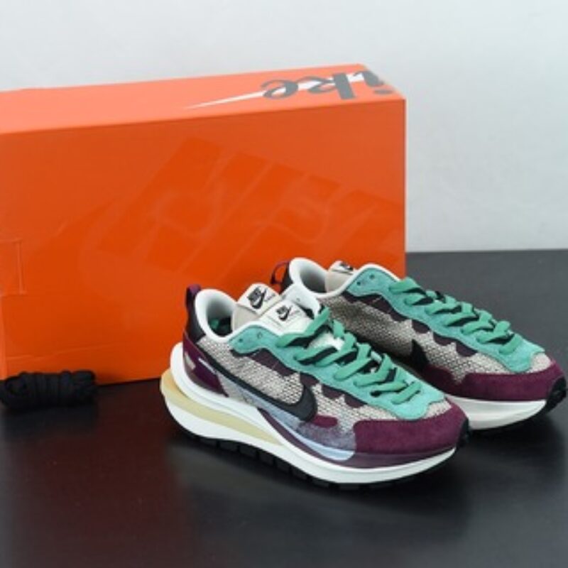 Sacai x Nike VaporWaffle"Grey/Black/Blue/Red"改良马拉松解构设计前卫变形三层底休闲慢跑鞋 货号:CV1363-100