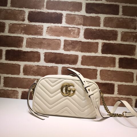 GUCCI古驰GG Marmont系列小号绗缝肩背包447632
