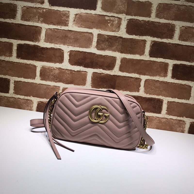 GUCCI古驰GG Marmont系列小号绗缝肩背包447632
