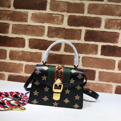 Gucci古驰Sylvie系列蜜蜂星星皮革迷你手袋470270