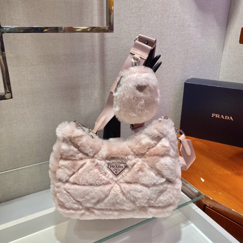 PRADA普拉达毛绒绒三合一肩背包1BC151