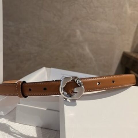 GIVENHY纪梵希    G链条搭扣腰带2.0cm