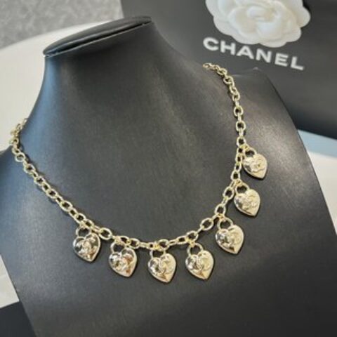 新款☑️CHANEL香奈儿桃心爱心项链