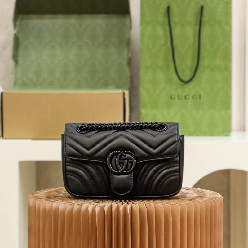 446744 DTDFV 1000 Gucci GG Marmont matelassé mini bag