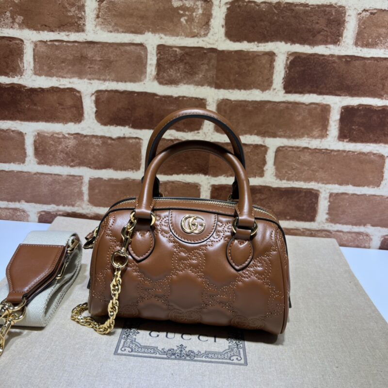 GUCCI古驰GG绗缝皮革手提包702251