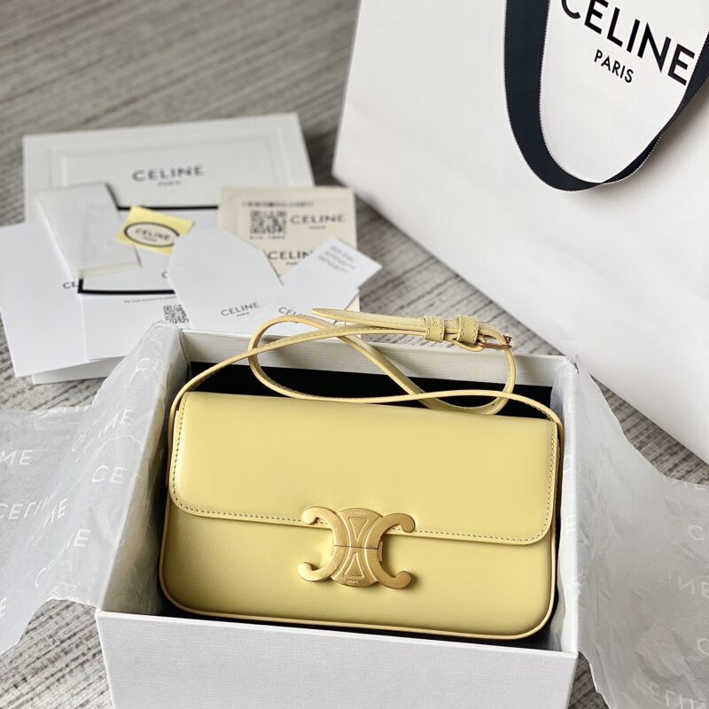 CELINE赛琳凯旋门全皮系列小牛皮肩背包194143