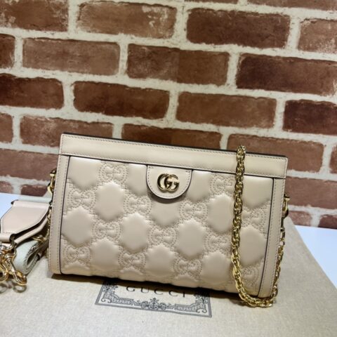 GUCCI古驰GG绗缝皮革肩背包702200
