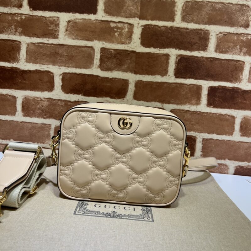 GUCCI古驰GG绗缝皮革肩背包702234
