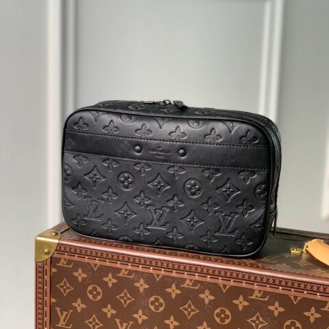 LV M68589 大号盥洗包