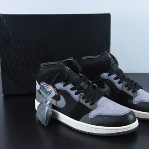 Air Jordan 1 Mid "Inside Out" 整体以深蓝色为主色调反转黑灰货号:DM9652-001
