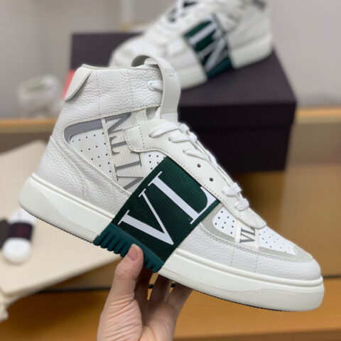 VALENTINO华伦天奴 六条橡胶效果VLTN logo绑带男女情侣款运动鞋