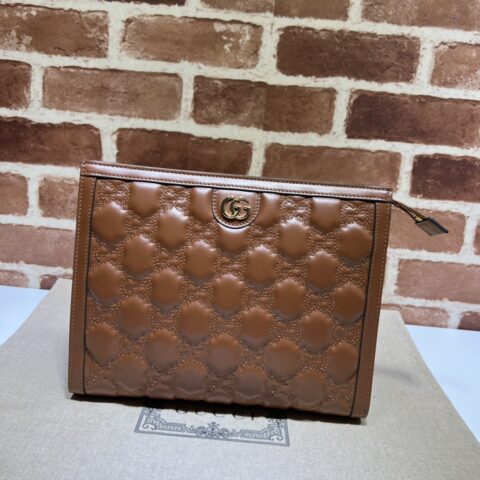 GUCCI古驰GG Matelassé手拿包723780