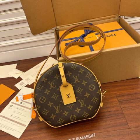 LV M45647 BOITE CHAPEAU SOUPLE MM 圆饼包