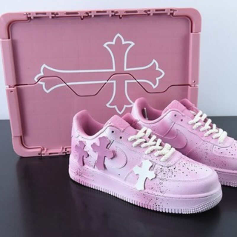 Chrome Hearts X AIR FORCE 1 克罗心联名空军一号 做旧泼墨 “粉” 率先出货 做旧十字架 货号:CW2288-111