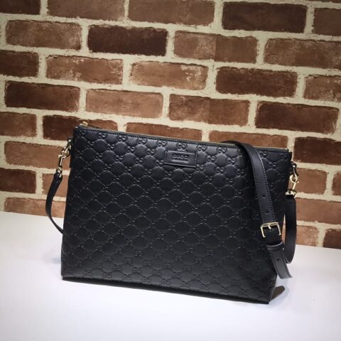 GUCCI古驰GG压纹单肩斜挎包473882
