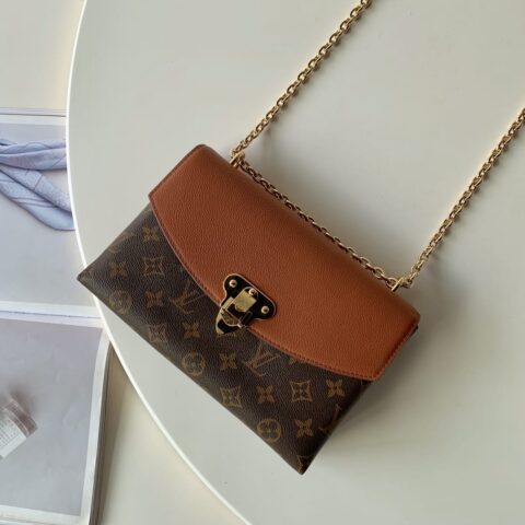 LV M43486 SAINT PLACIDE 链条斜挎包