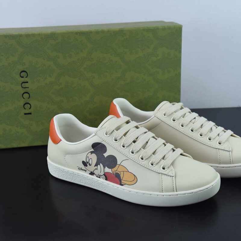 Gucci古驰 小白鞋系列 经典小蜜蜂低帮休闲板鞋