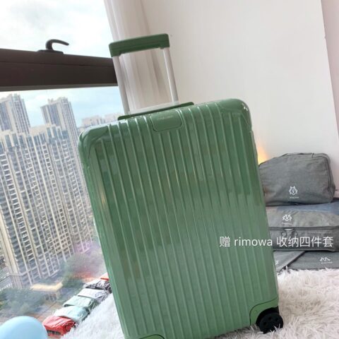 Rimowa日默瓦超轻pc拉杆箱/行李箱90080