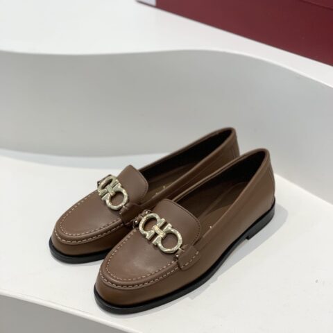 salvatore Ferragamo ✔️ 新品上新!菲拉格慕Gancini双面扣乐福鞋单鞋