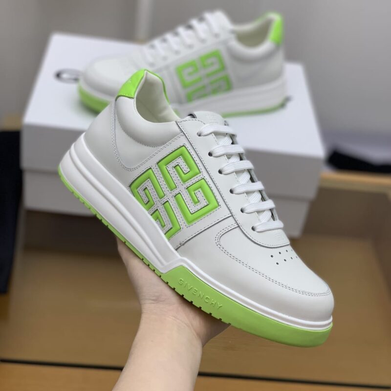 GIVENCHY纪梵希 采用牛皮材质,标志性印花4 G图案新款男士运动休闲鞋