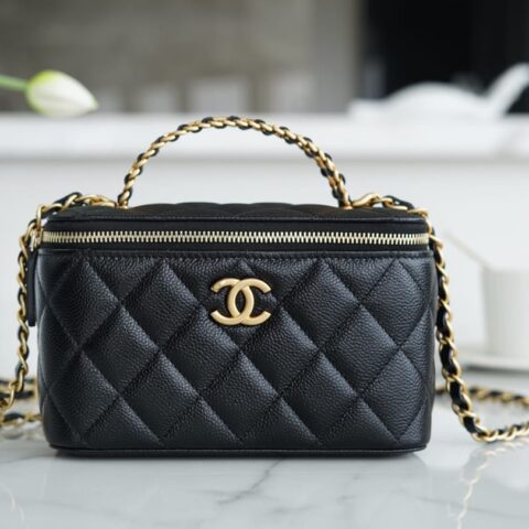 CHANEL 22S春夏镂空手柄长盒子 AP2805黑色