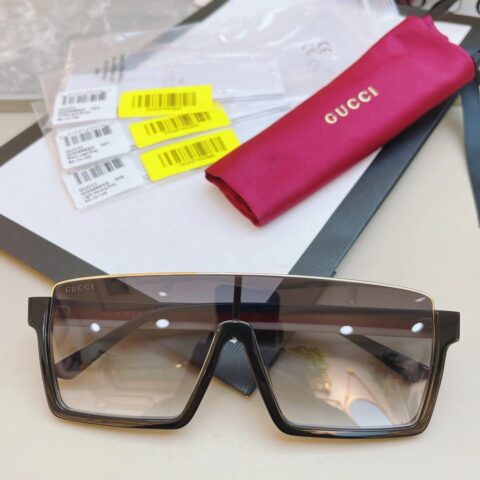GUCCI古驰新款半框连体镜太阳眼镜