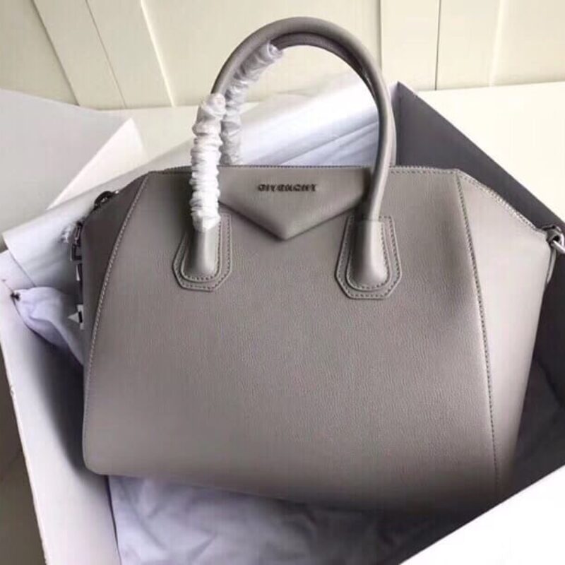 Givenchy纪梵希经典款Antigona tote 手提包0925