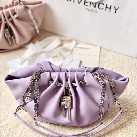 Givenchy纪梵希最新款链条云朵包299102