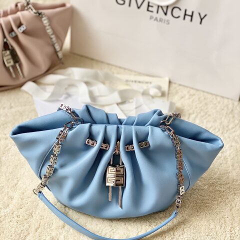 Givenchy纪梵希最新款链条云朵包299102