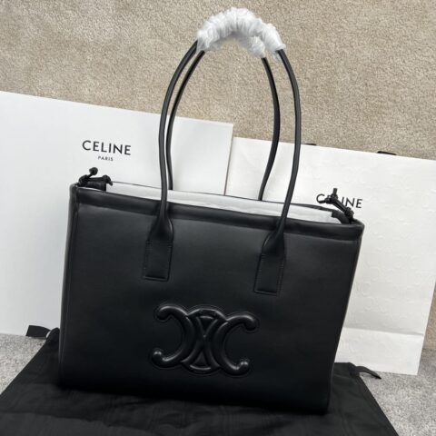 CELINE赛琳CABAS TRIOMPHE 光滑牛皮革抽绳包199973