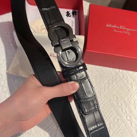 Ferragamo菲拉格慕 精致8字金属扣男士3.8cm腰带