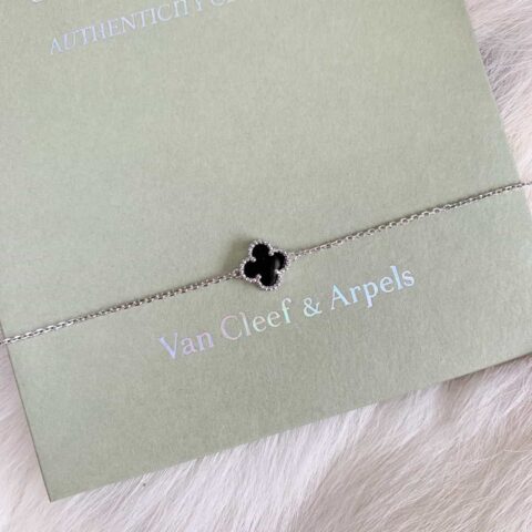 Van Cleef &Arpels 梵克雅宝迷你四叶草手链
