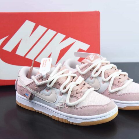 Nike Dunk Low SB 低帮滑板鞋/泰迪熊白粉绑带