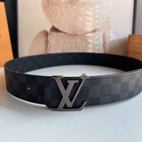 LV/路易威登 字母logo金属进口牛皮双面用男士腰带40mm