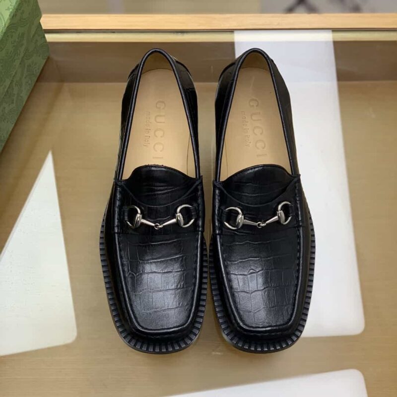 Gucci古驰 采用黑色光滑牛皮革精心制作男士乐福鞋