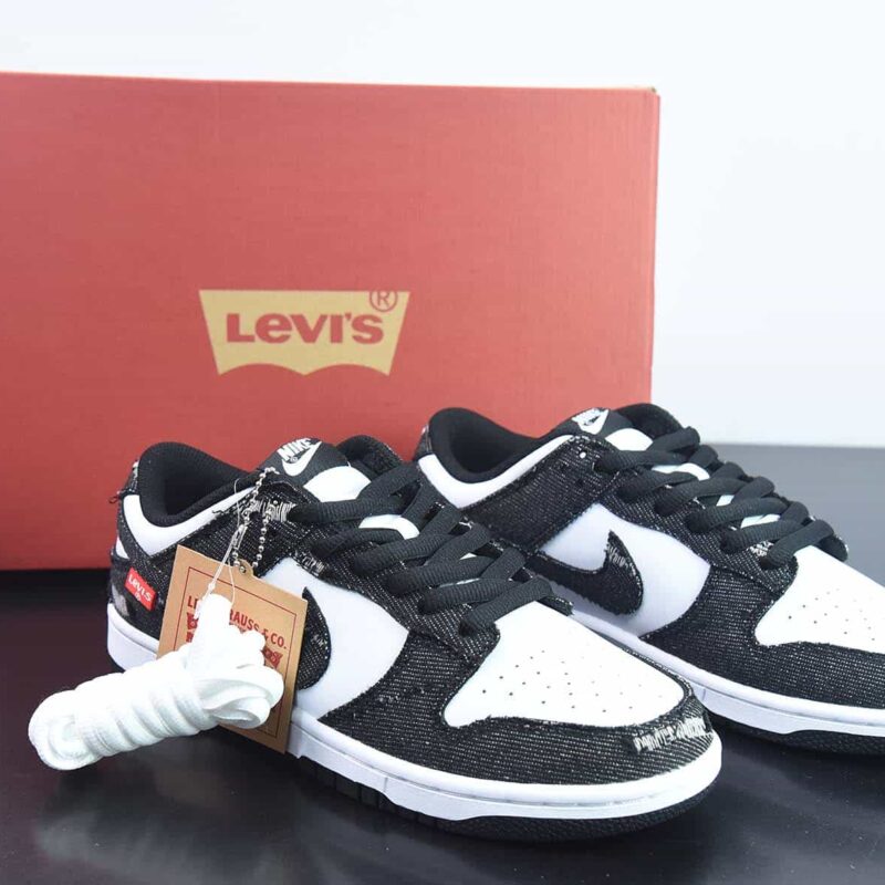 Nike By You SB Dunk Low Retro SP扣篮系列低帮休闲运动滑板板鞋“拼接白黑提花牛仔布”货号:LE0021-006