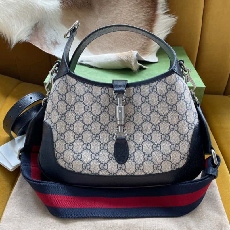 【原厂皮】Gucci新品上架.原厂蓝色皮配PVC腋下包678843